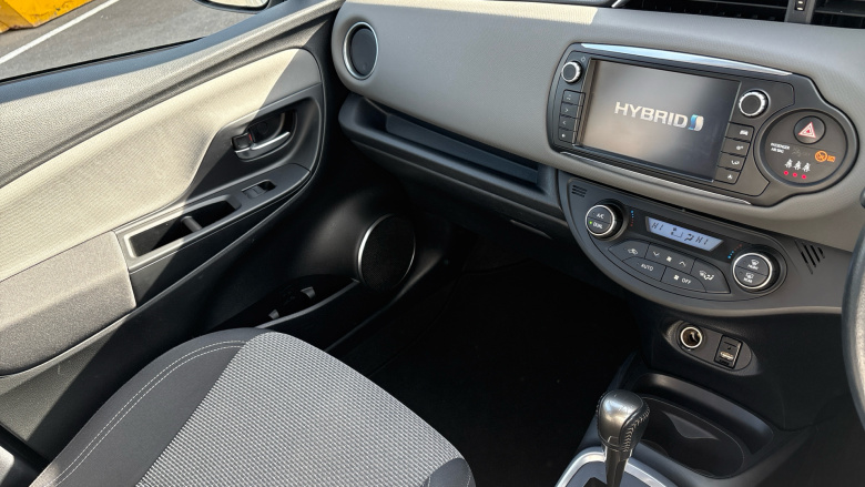 Toyota Yaris 1.5 Hybrid Sport 5dr CVT Hybrid Hatchback